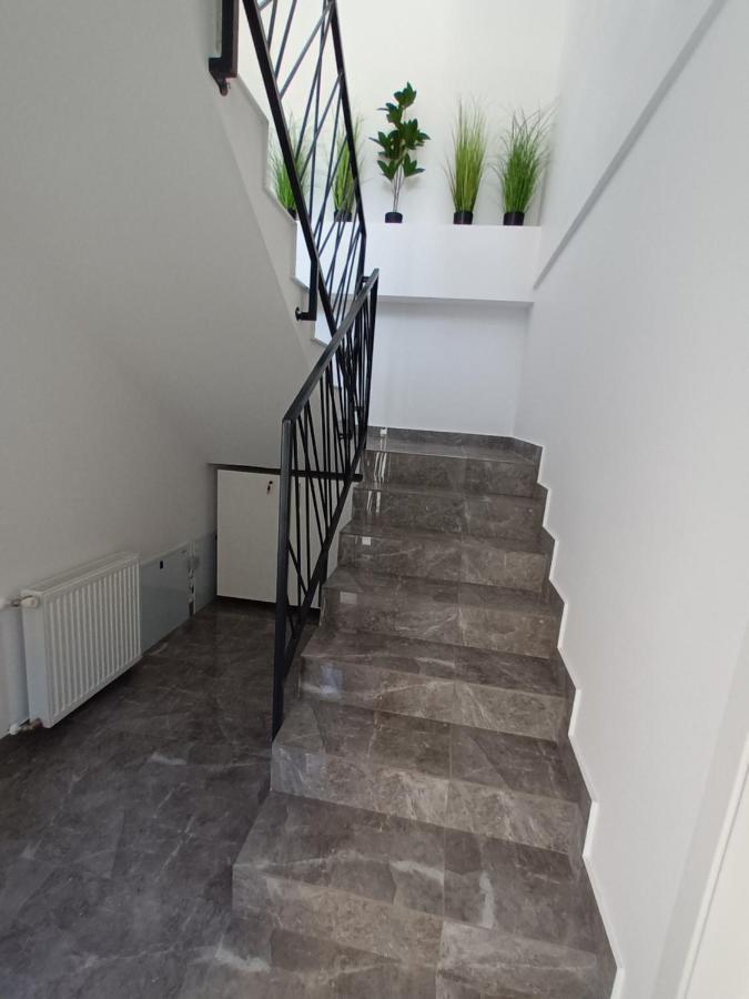 Old Town Studio Apartments Baia Mare Ngoại thất bức ảnh