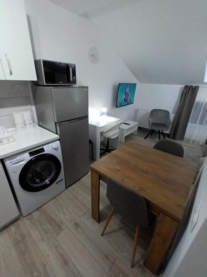Old Town Studio Apartments Baia Mare Ngoại thất bức ảnh