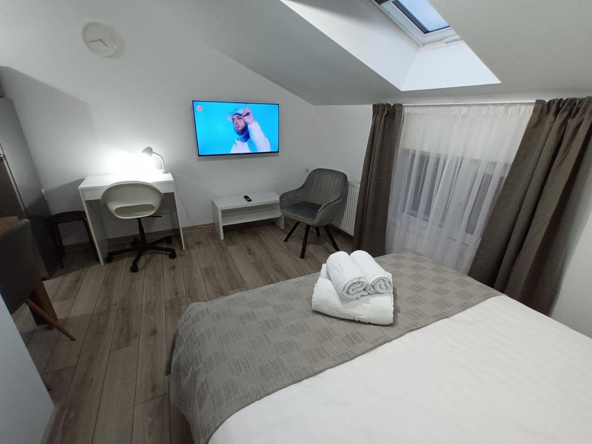 Old Town Studio Apartments Baia Mare Ngoại thất bức ảnh