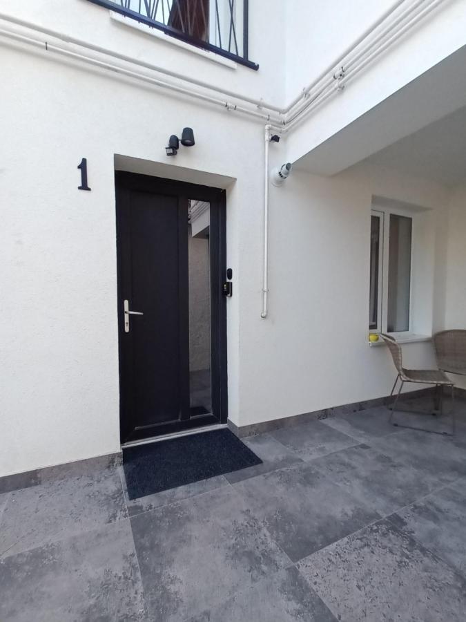 Old Town Studio Apartments Baia Mare Ngoại thất bức ảnh